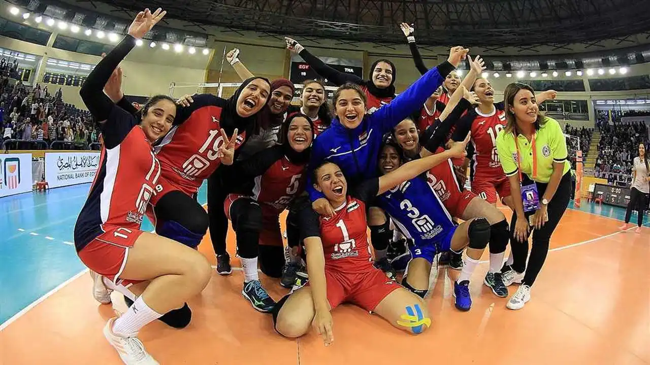 مصر تتأهل لنهائي إفريقيا بعد هزيمة الجزائر في الكرة الطائرة ناشئات
